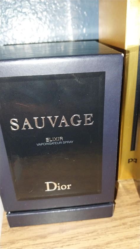 how many sprays dior sauvage elixir